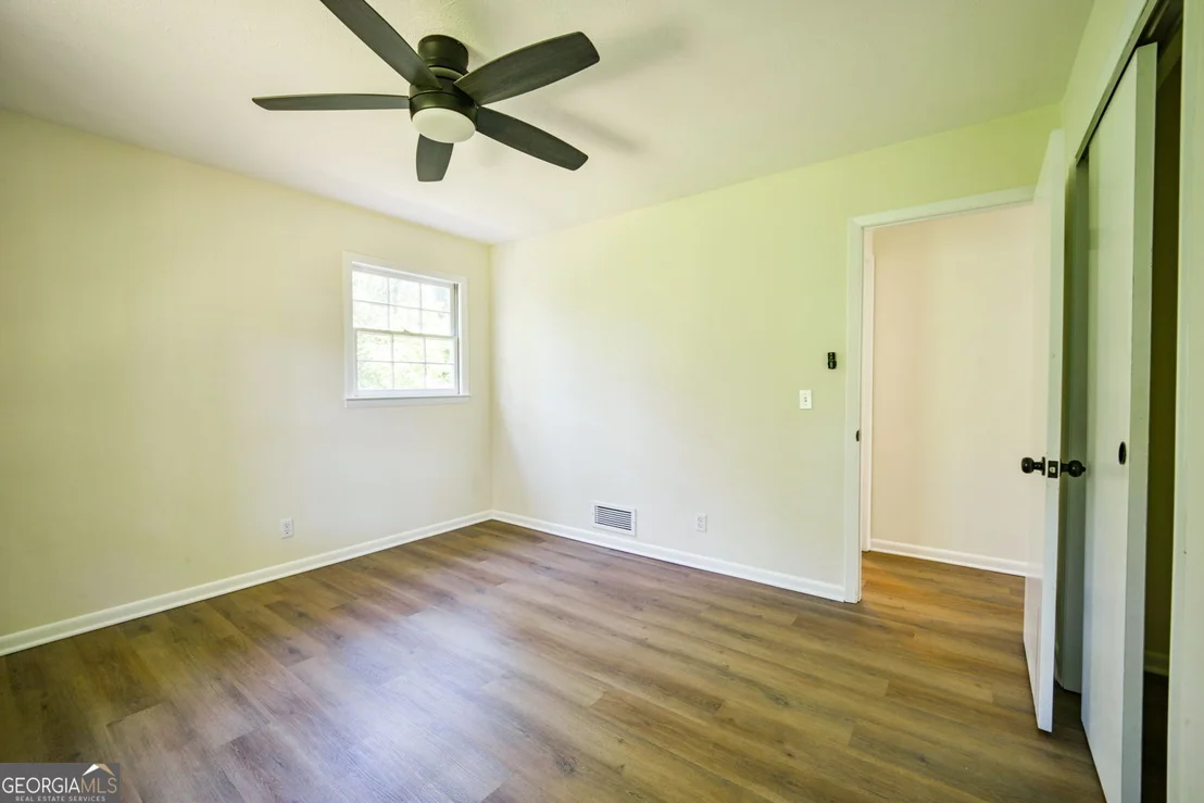 Photo of 641 Oak Drive NW