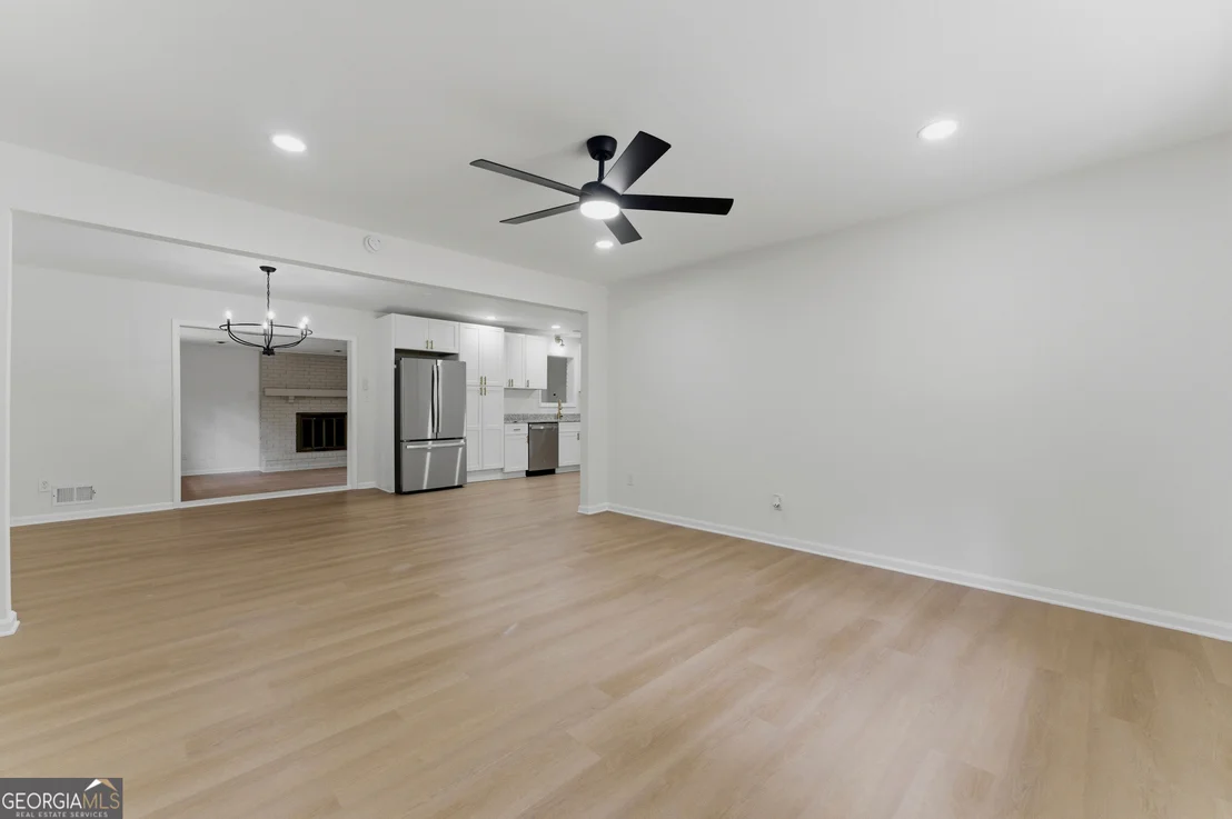 Photo of 5824 Oakleaf Way
