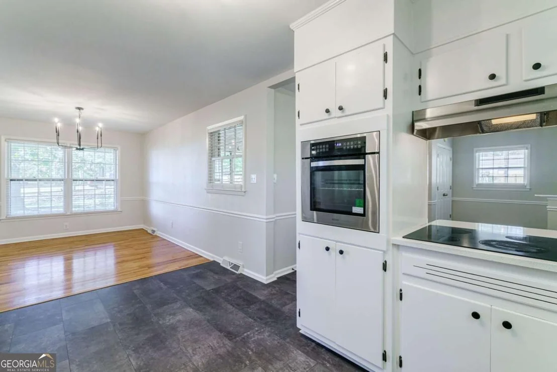 Photo of 8100 Hog Mountain Road