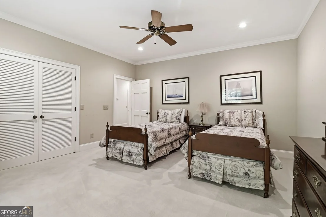 Photo of 560 Shetland Trace