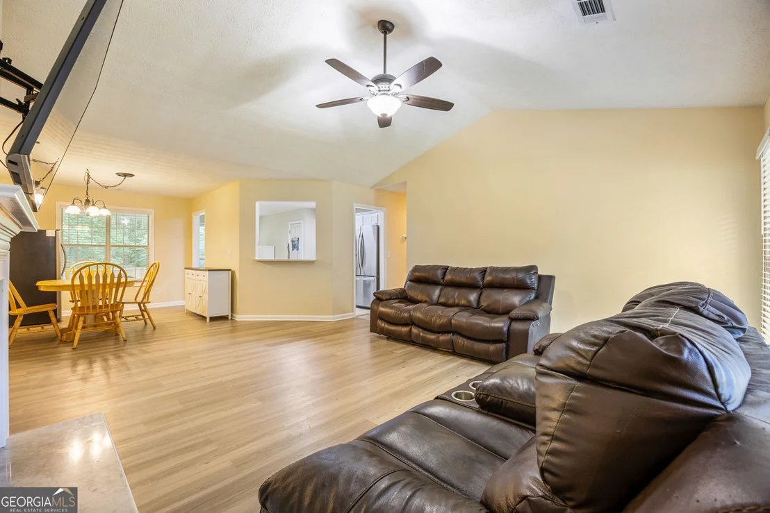 Photo of 469 Cedar Trail