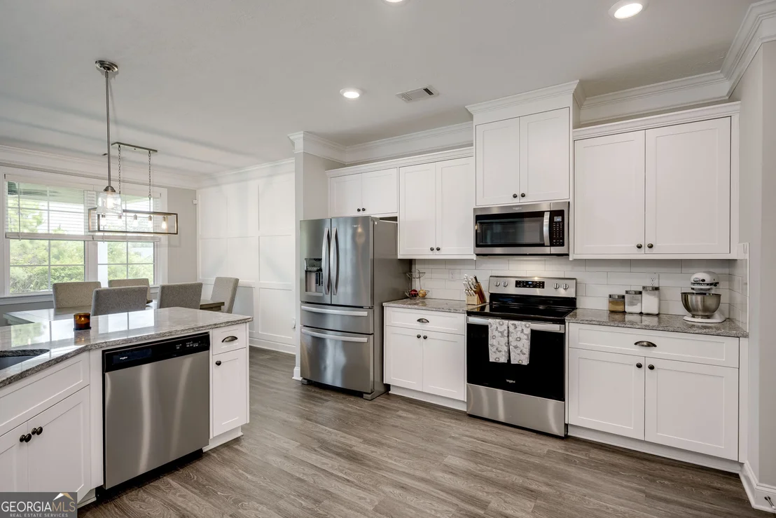 Photo of 401 Longmeadow Drive