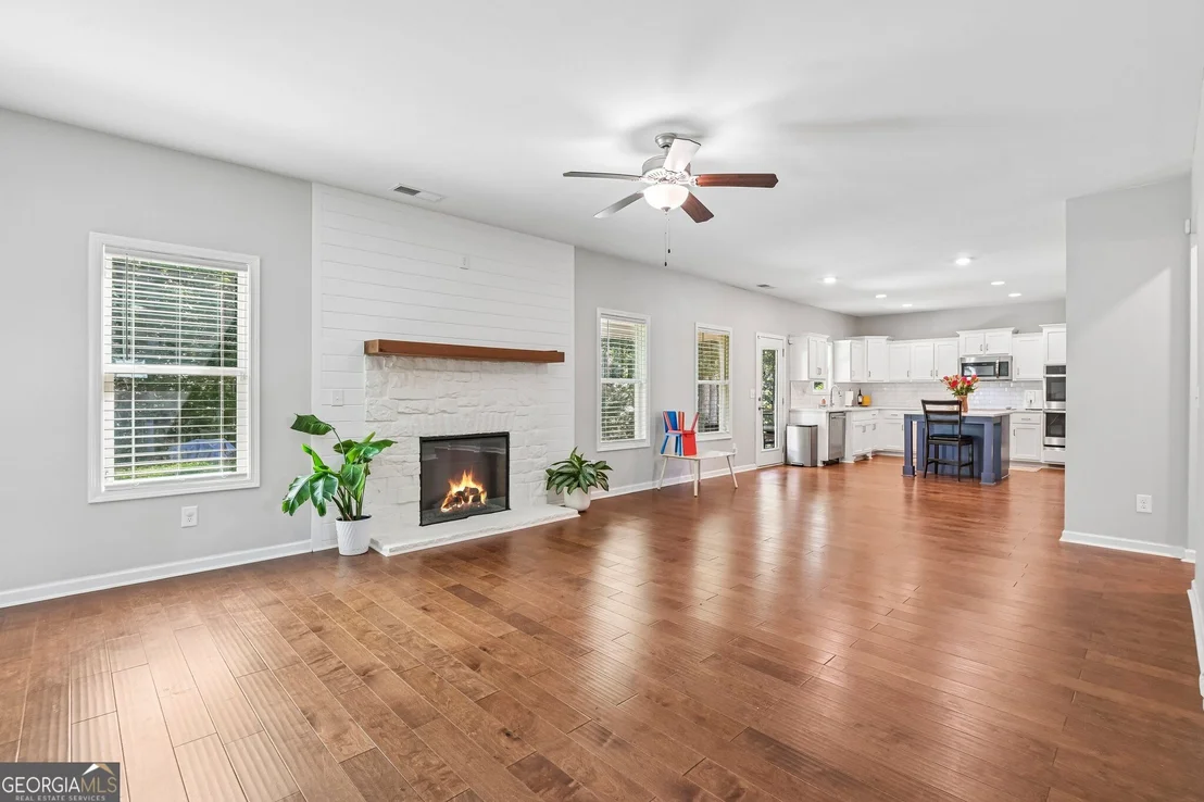 Photo of 512 Clinton Drive