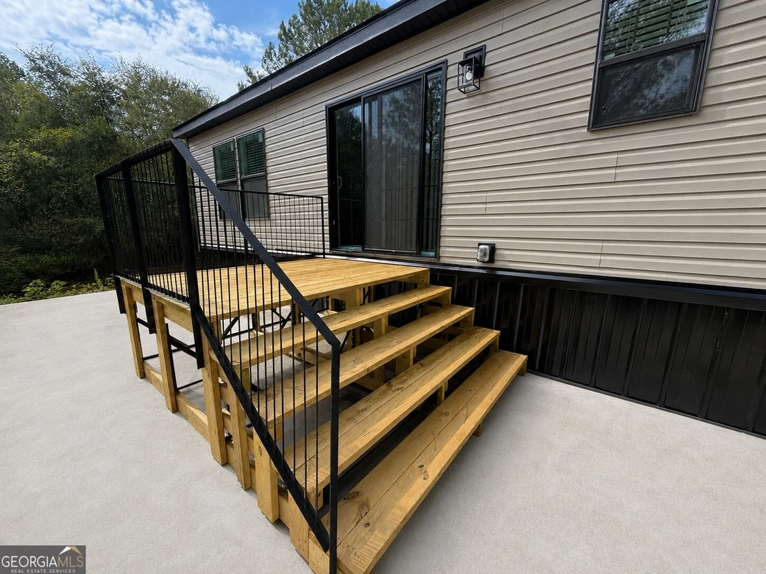 Photo of 415 Oliver Road