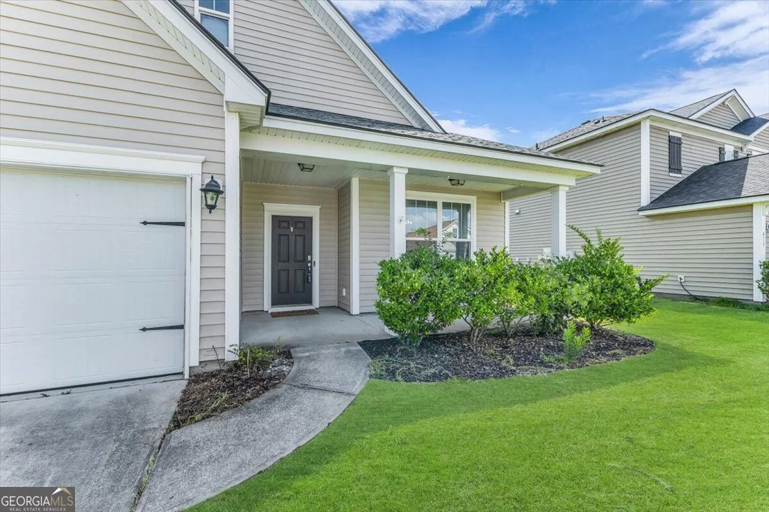Photo of 413 Lions Den Drive
