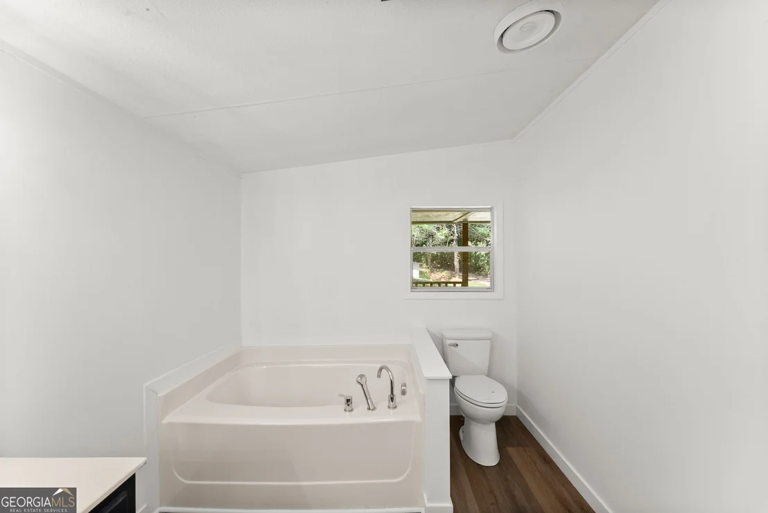 Photo of 6220 Lee Lane