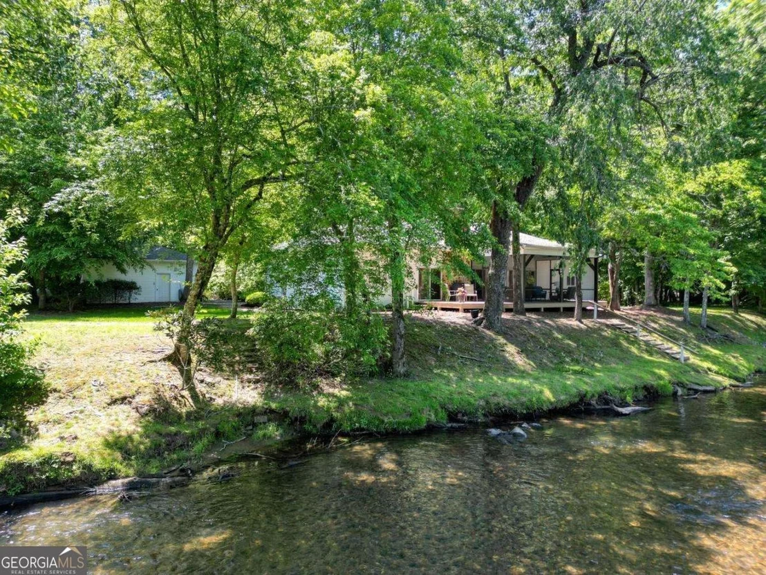 Photo of 198 Riverbend Drive