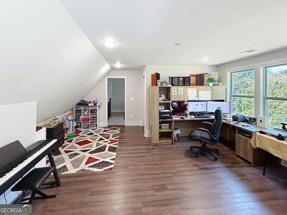 Photo of 844 Pool Road