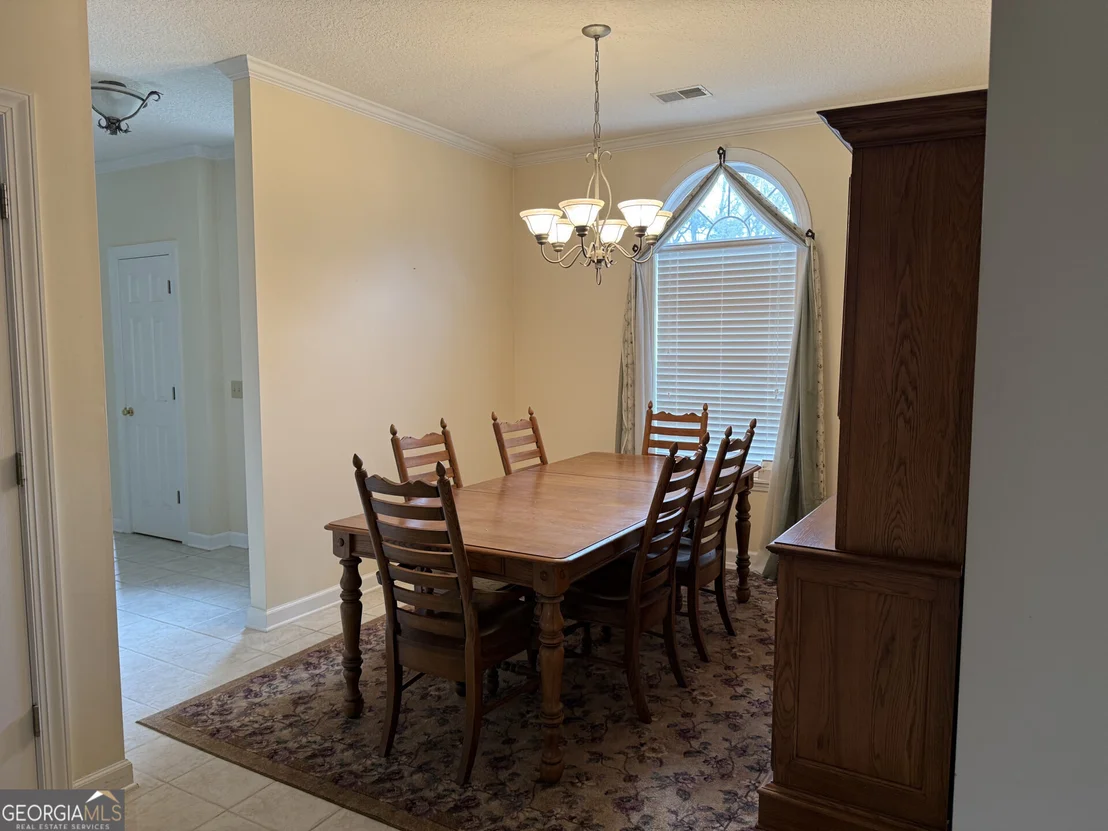 Photo of 102 Oak Circle