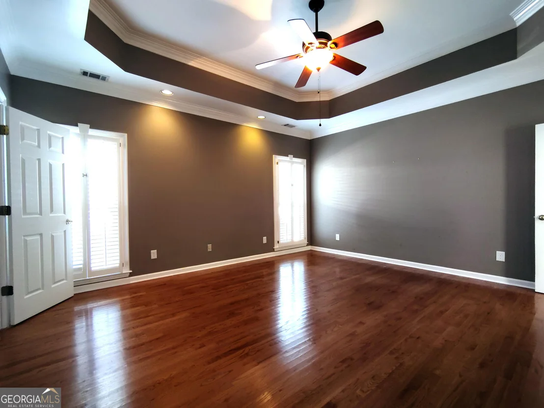 Photo of 118 Crescent Drive