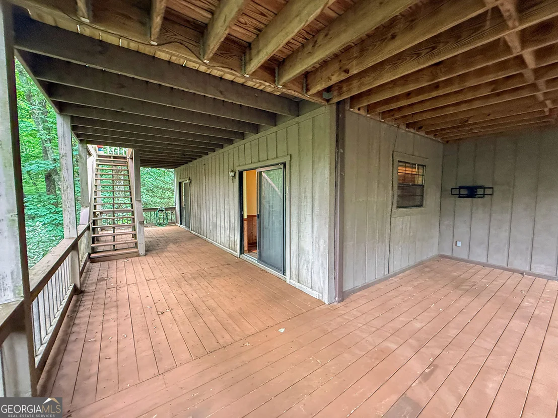 Photo of 195 Cedar Lane