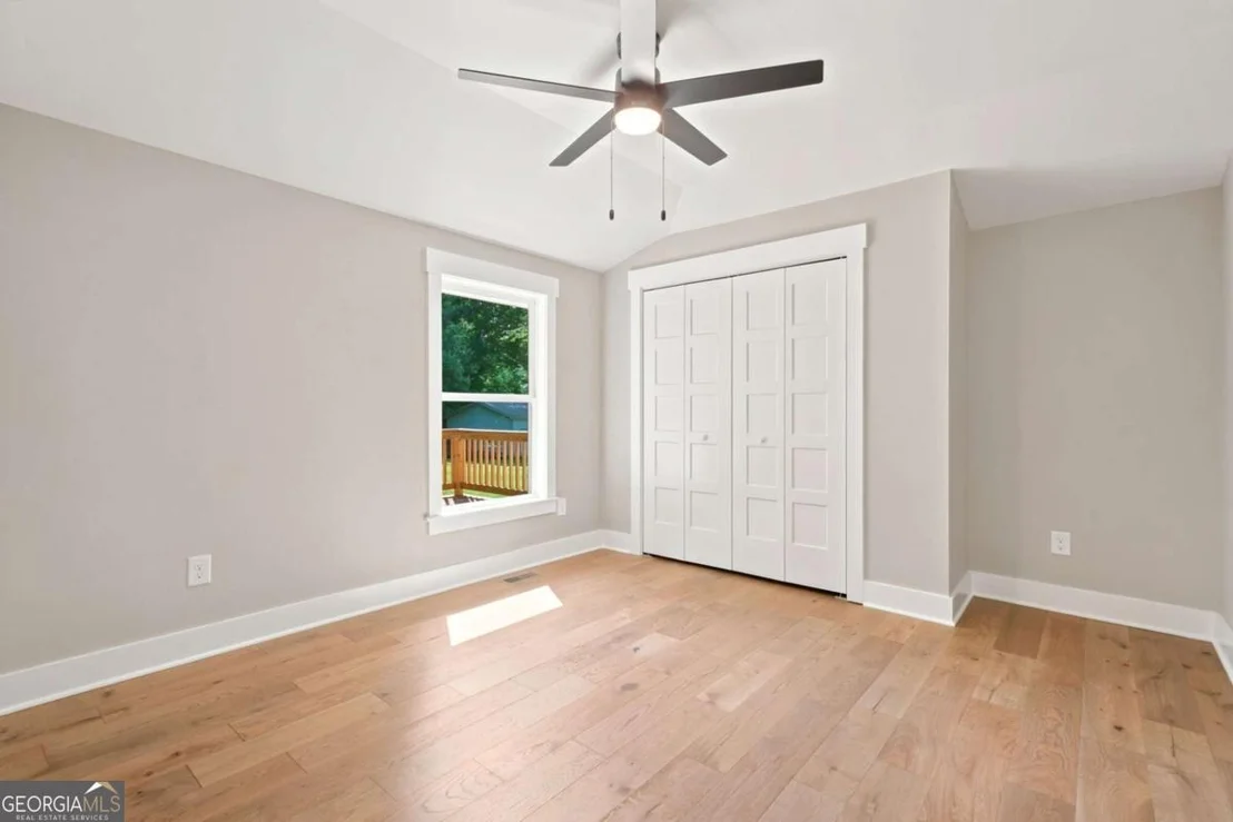 Photo of 1528 New Light Road