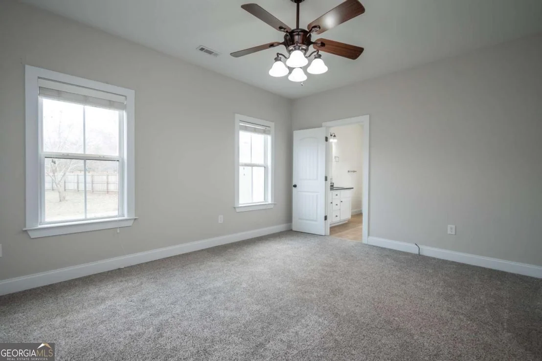 Photo of 52 Willow Oak Circle