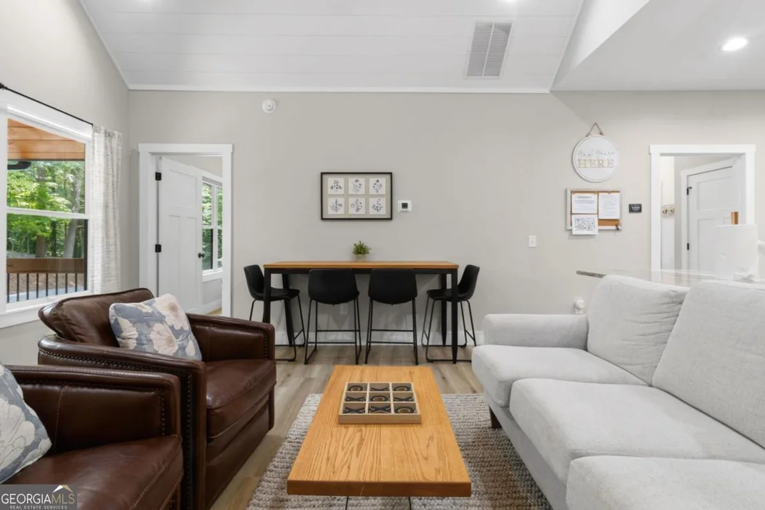 Photo of 1100 Zenith Trail