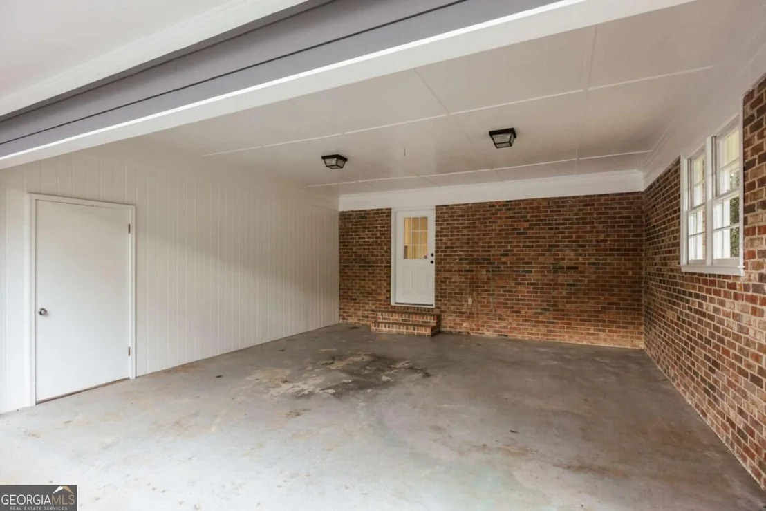 Photo of 1186 ROBERT HARDEMAN Road
