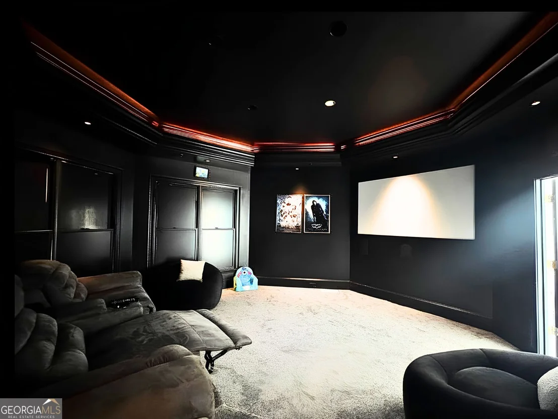 Photo of 302 Shadow Glen