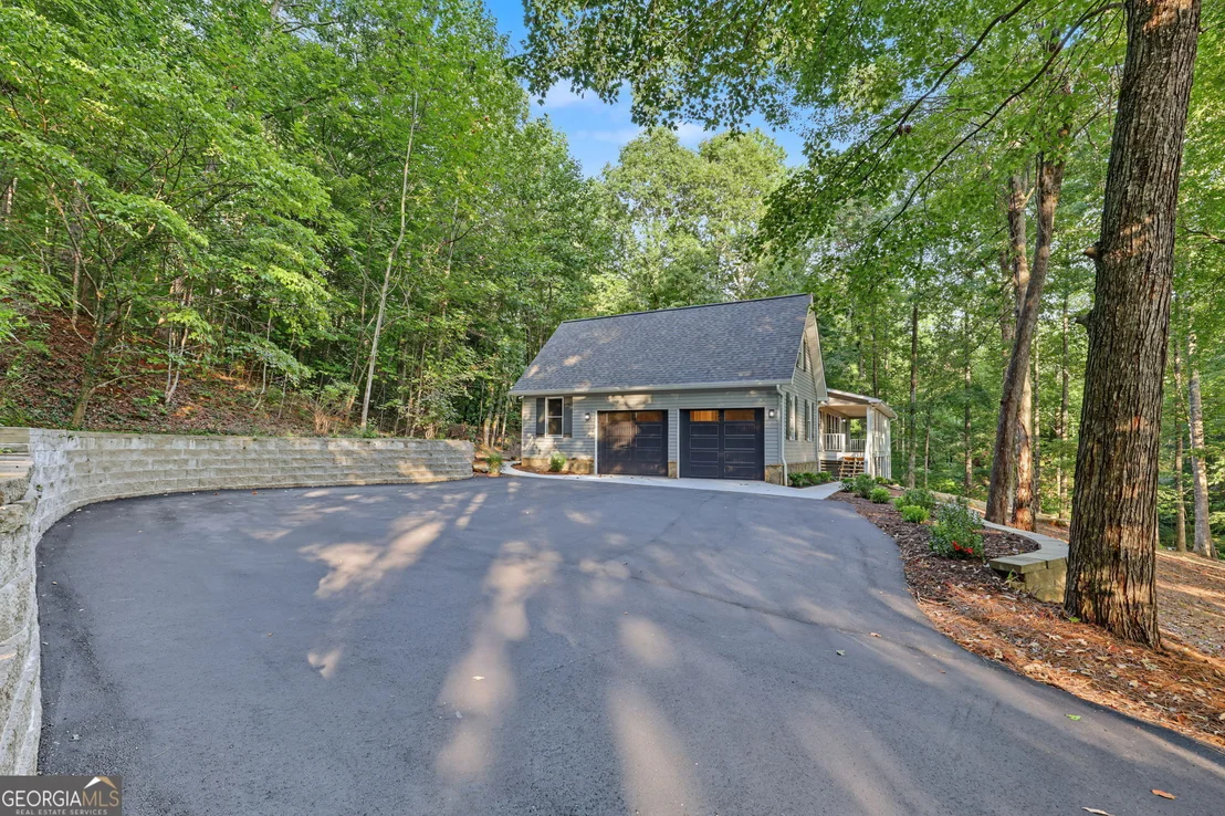 Photo of 623 Deerfield Drive