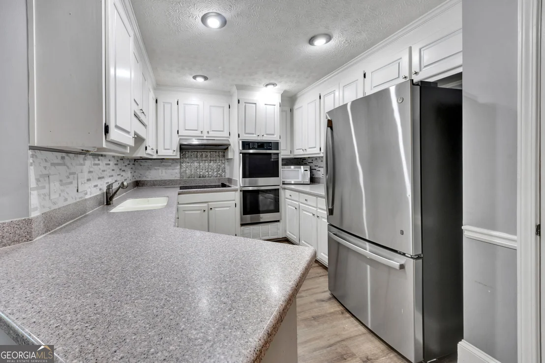 Photo of 1770 River Bluff Road