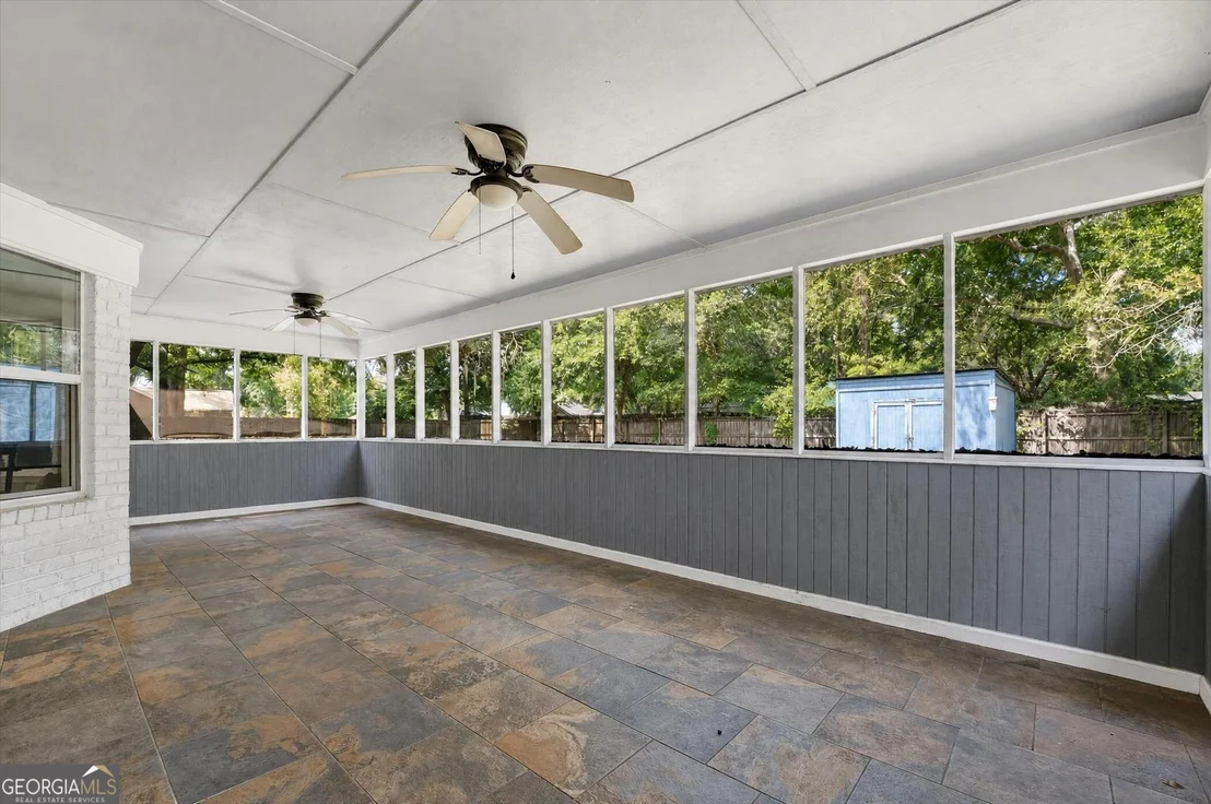 Photo of 214 Jefferson Circle SE
