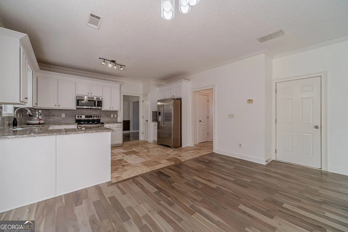 Photo of 1530 Blakewood Trail