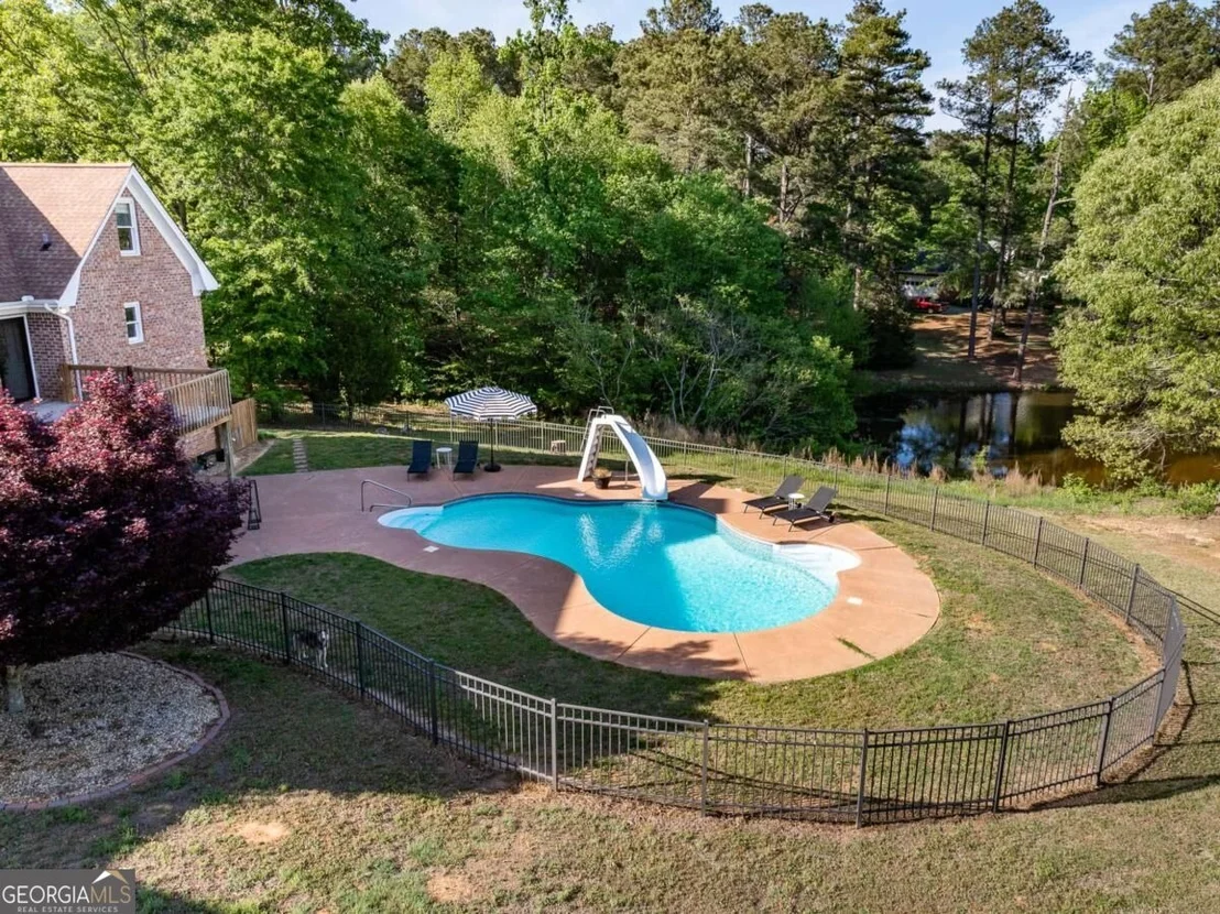 Photo of 136 Hidden Lake Drive