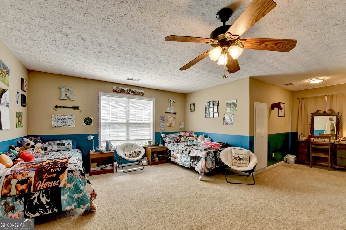 Photo of 1555 Lower River Road