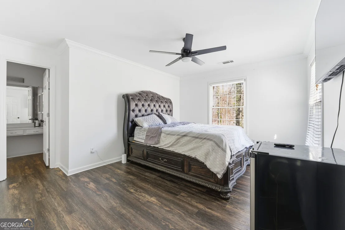 Photo of 3866 Sidestreet