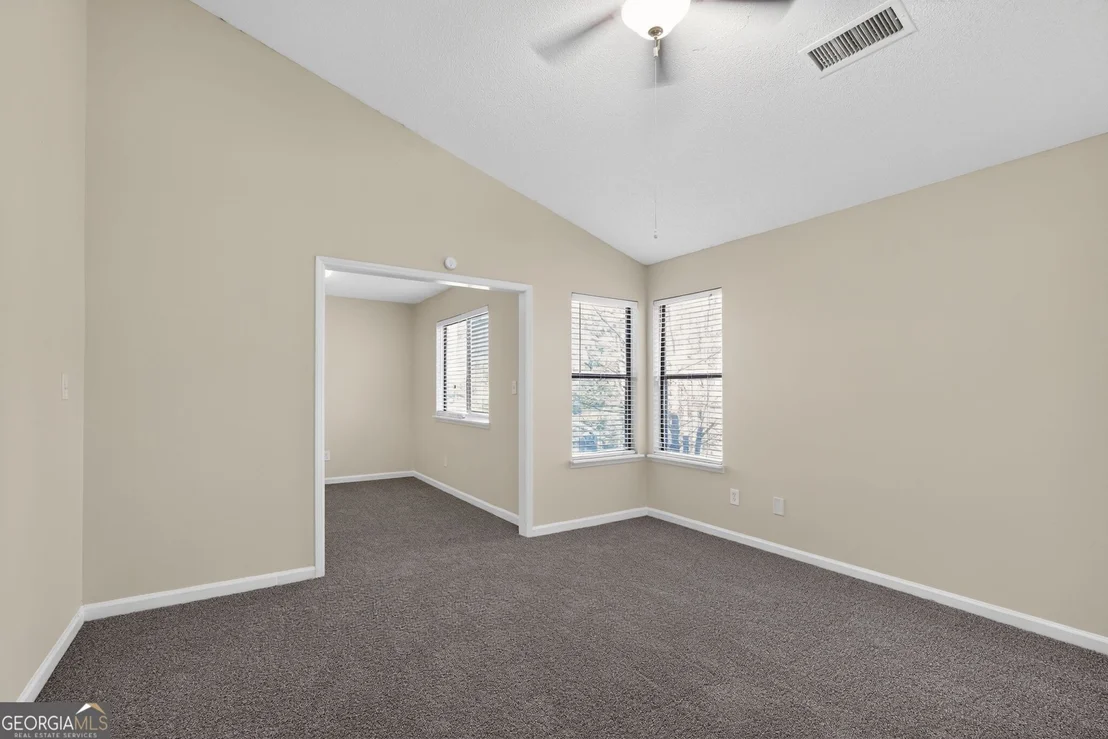 Photo of 858 Chapman Circle