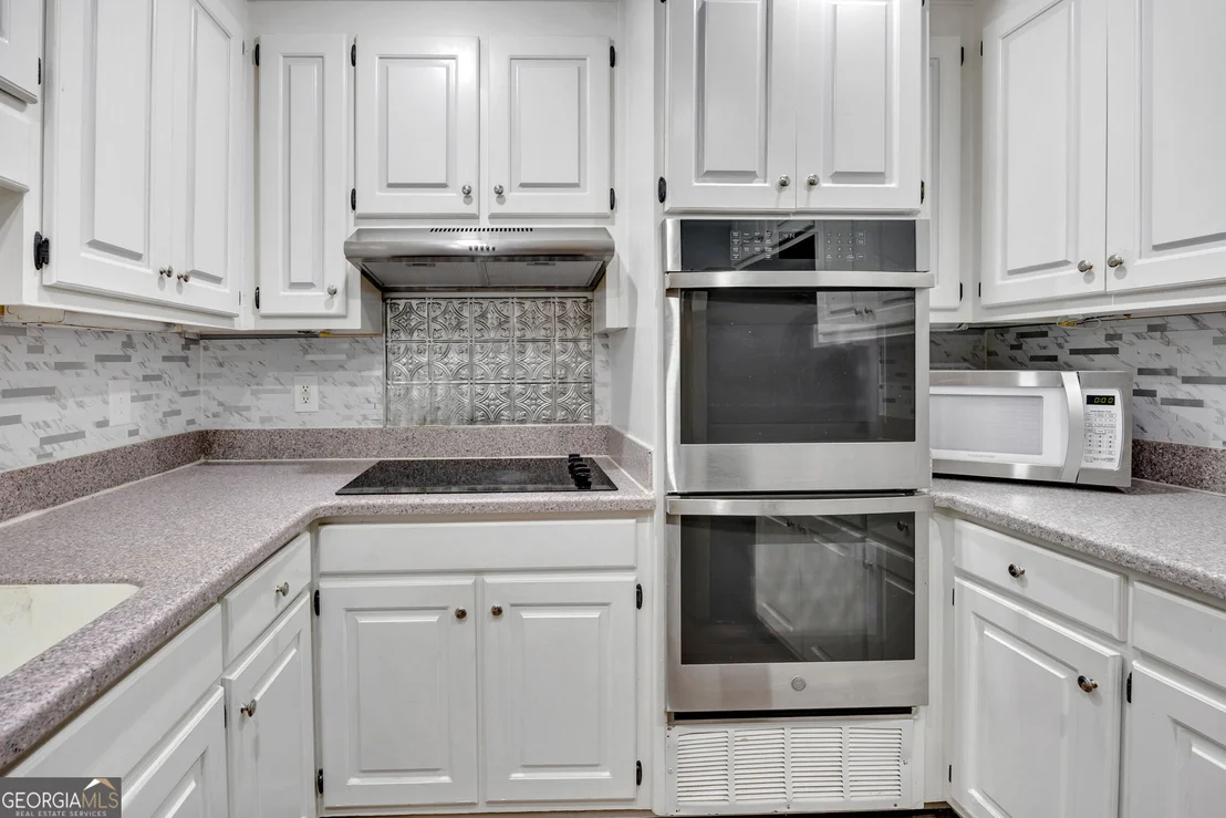 Photo of 1770 River Bluff Road