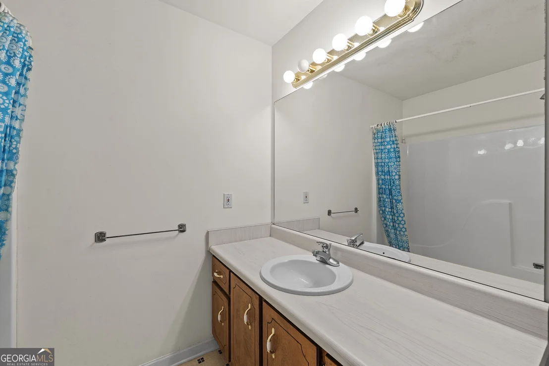 Photo of 370 Jordan Road
