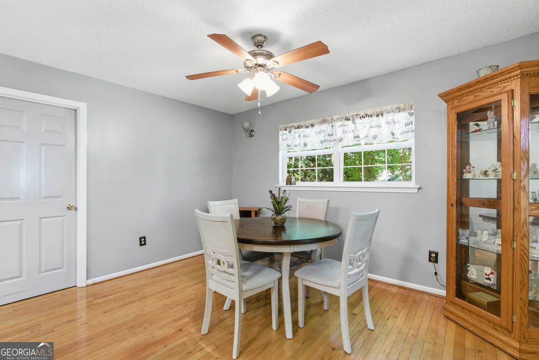 Photo of 325 Springwood Drive