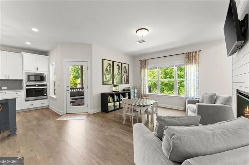 Photo of 4550 Kendall Pointe Drive