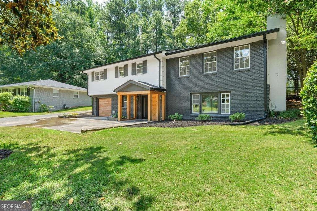 Photo of 2938 Heather Drive
