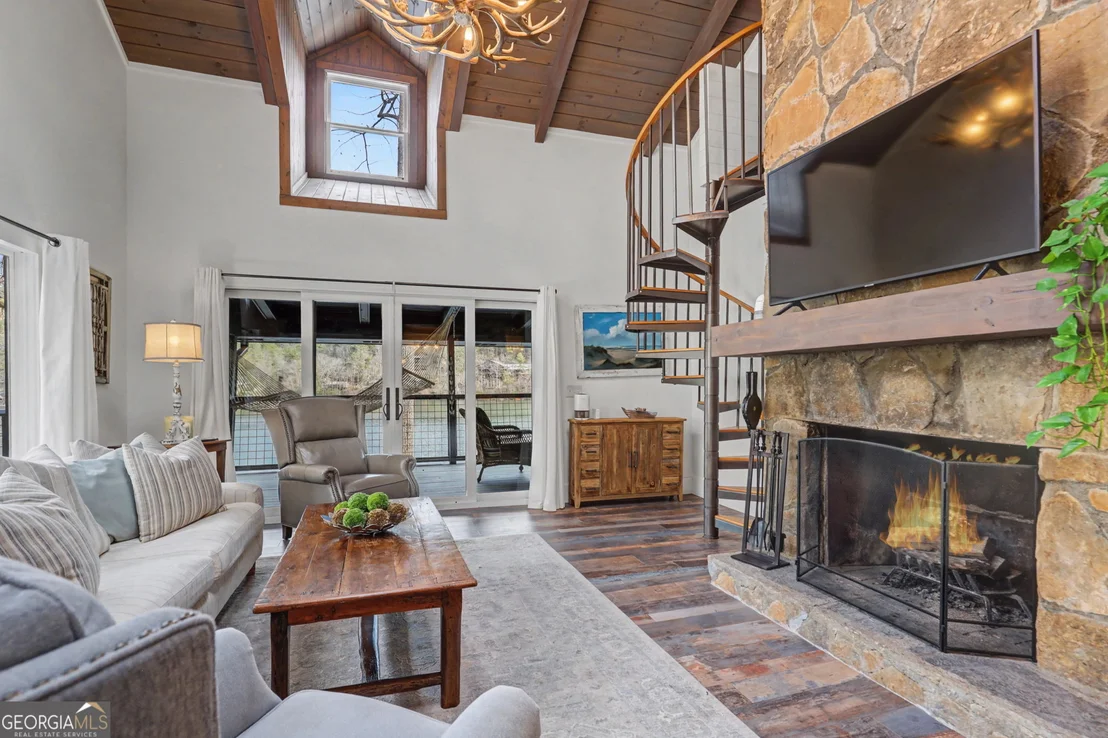 Photo of 418 Vickers Road