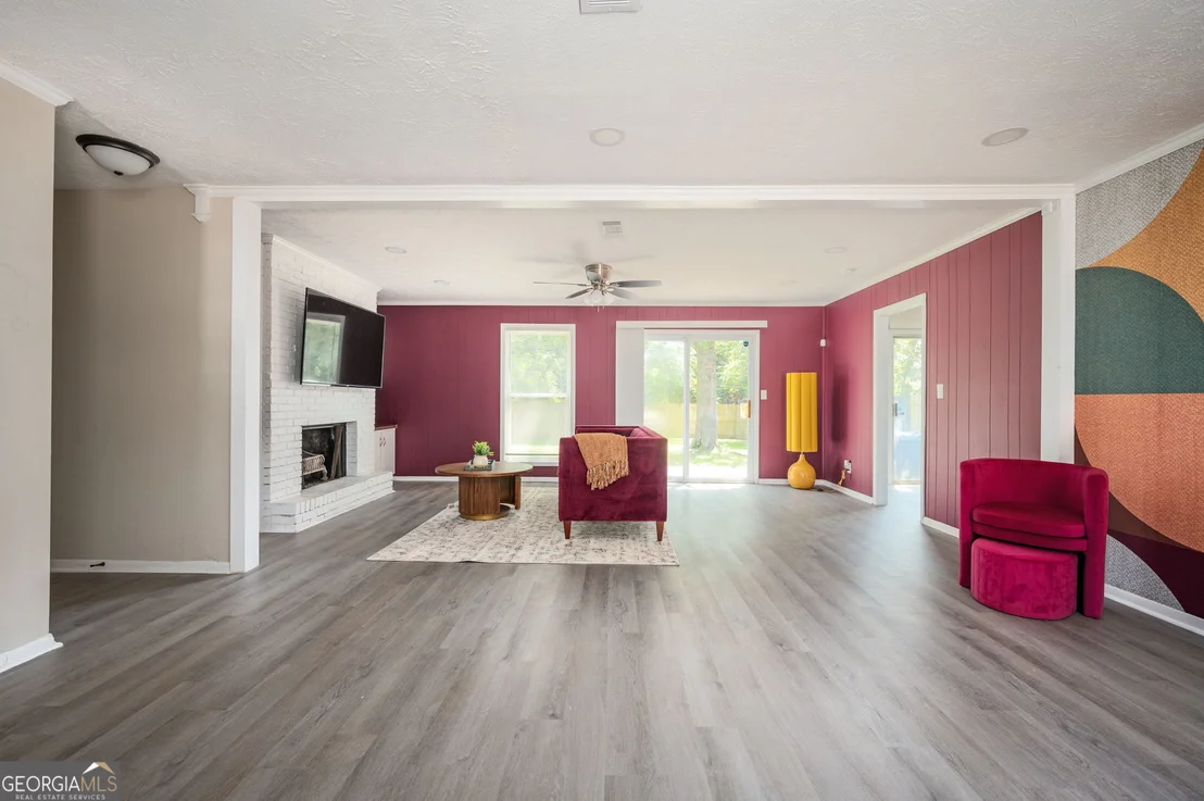Photo of 1130 Mannbrook Drive