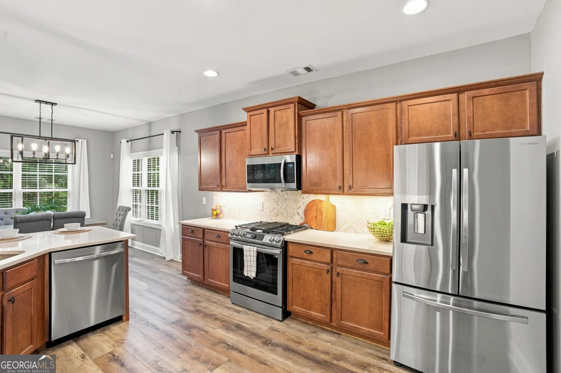 Photo of 423 Crestmont Lane