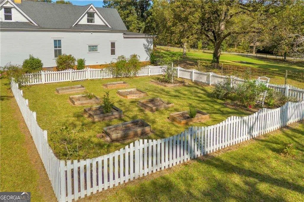 Photo of 5921 Bostwick Highway