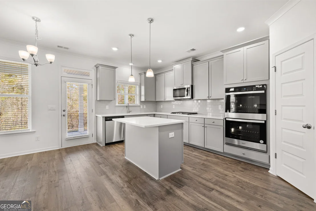 Photo of 1625 BERNARD Court