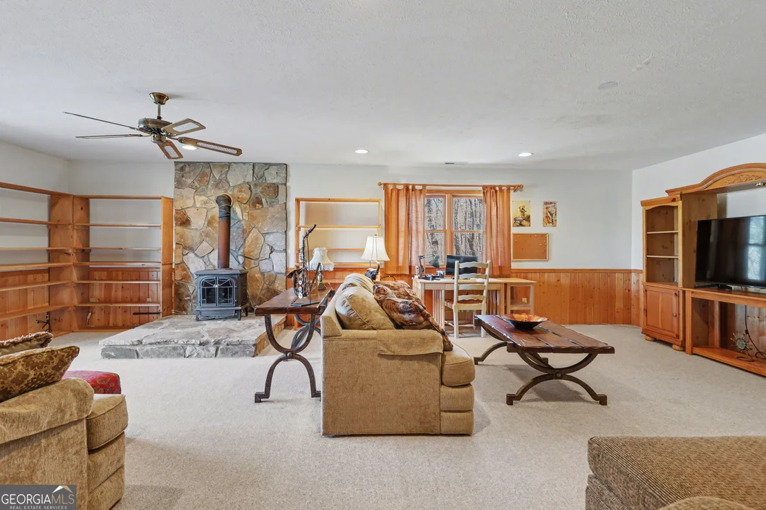 Photo of 437 Highpoint Drive