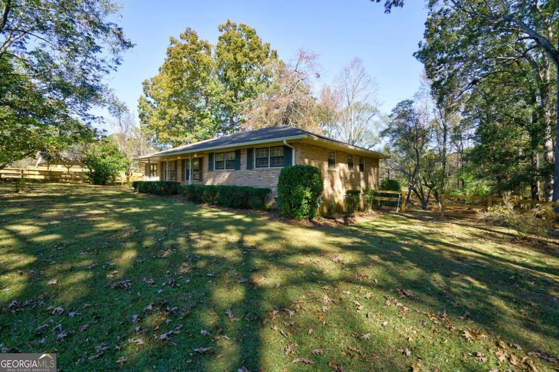 Photo of 8100 Hog Mountain Road