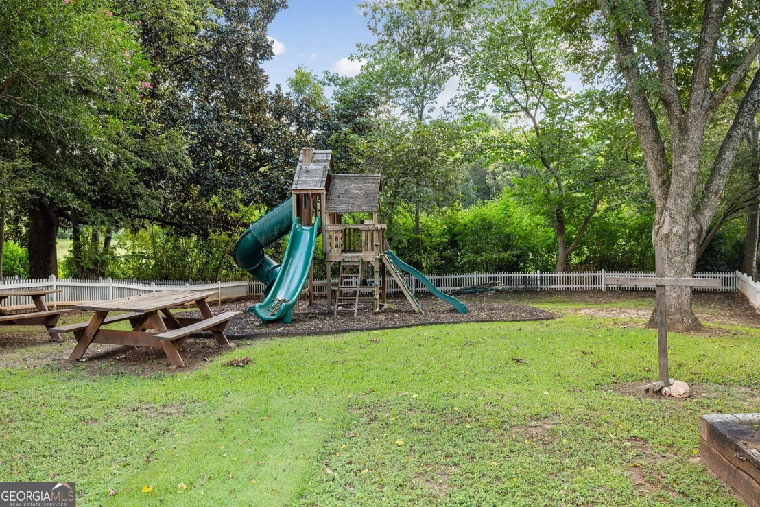 Photo of 2910 Bradley Circle
