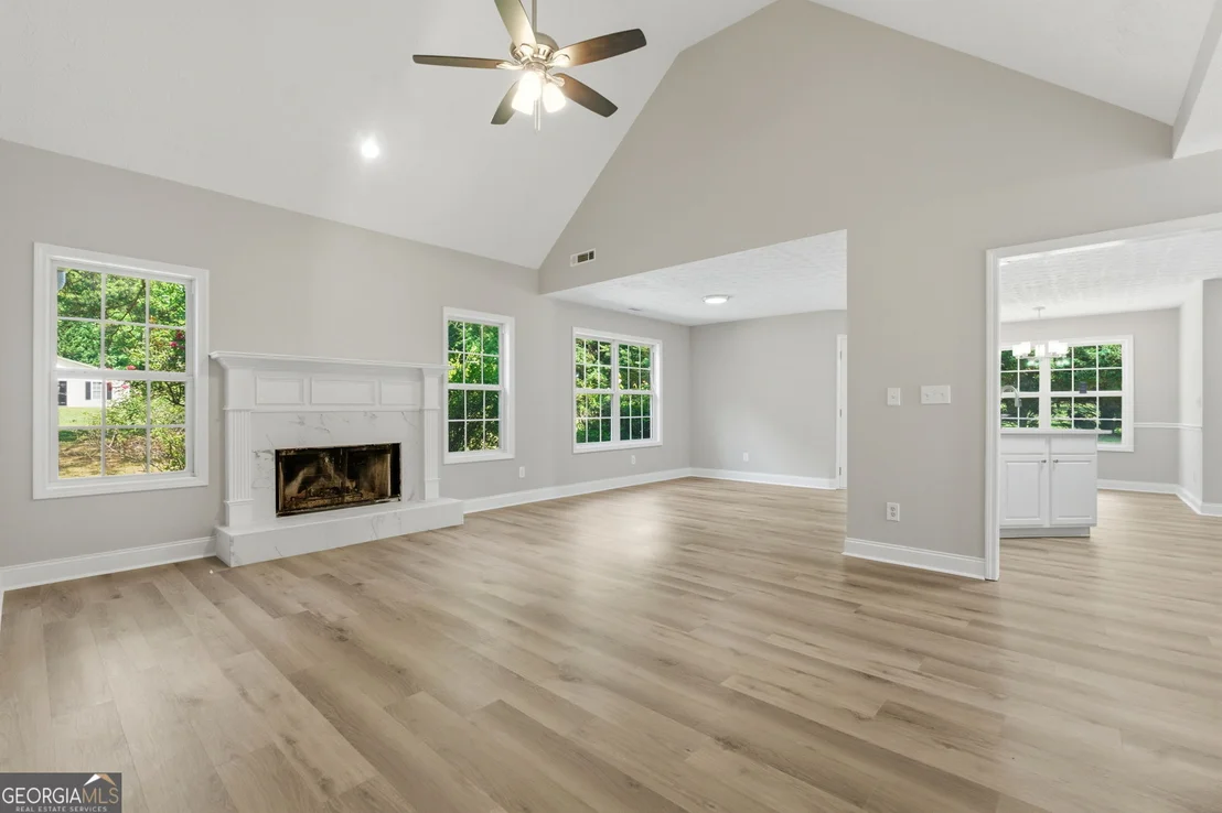 Photo of 155 Oak Hill Circle