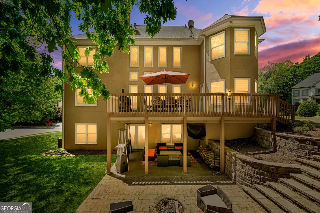 Photo of 990 Autumn Close