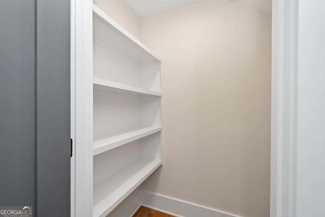 Photo of 220 Arbor Garden Circle