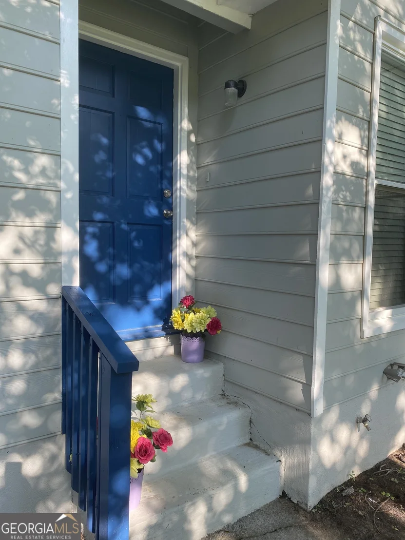 Photo of 260 Edgewater Drive