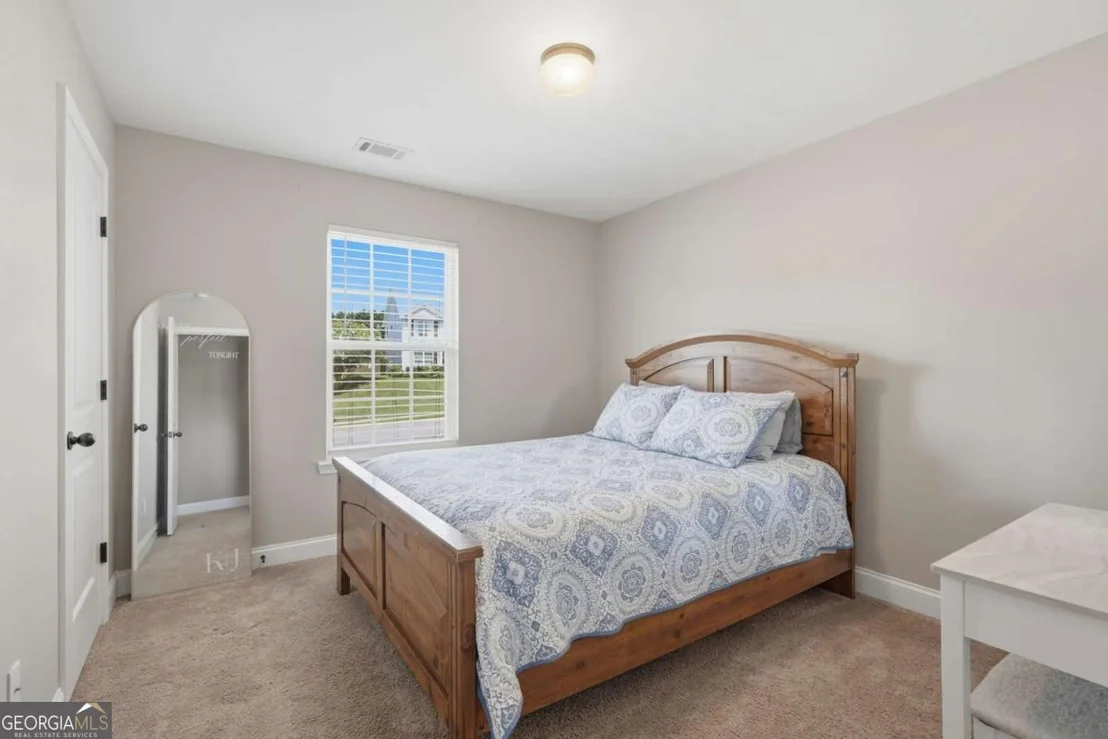 Photo of 8241 Mountain Glen Drive