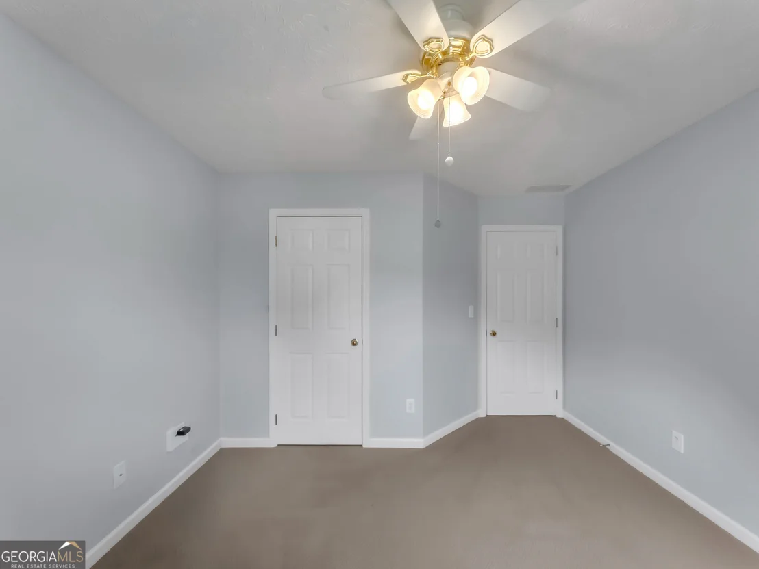 Photo of 1021 Windsor Drive