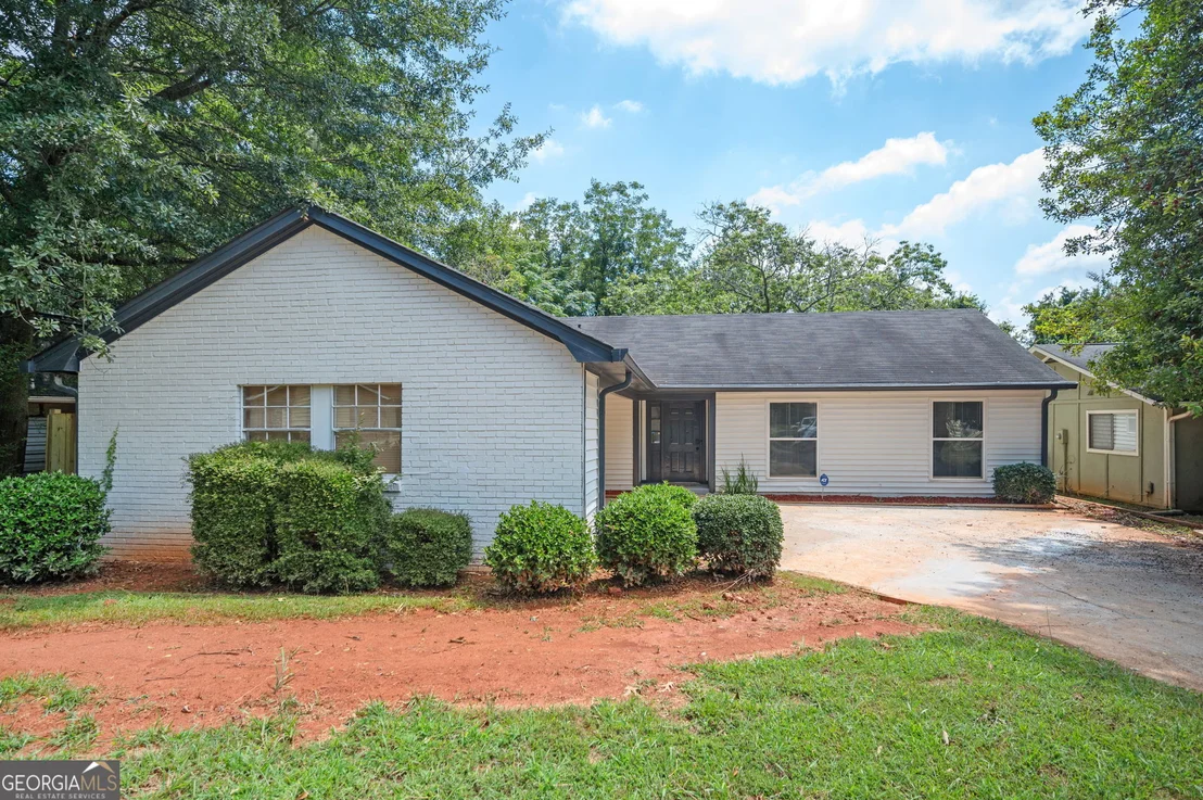 Photo of 1130 Mannbrook Drive