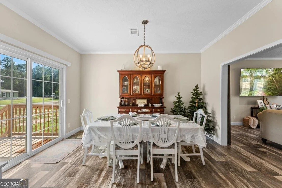 Photo of 302 Middleton Road