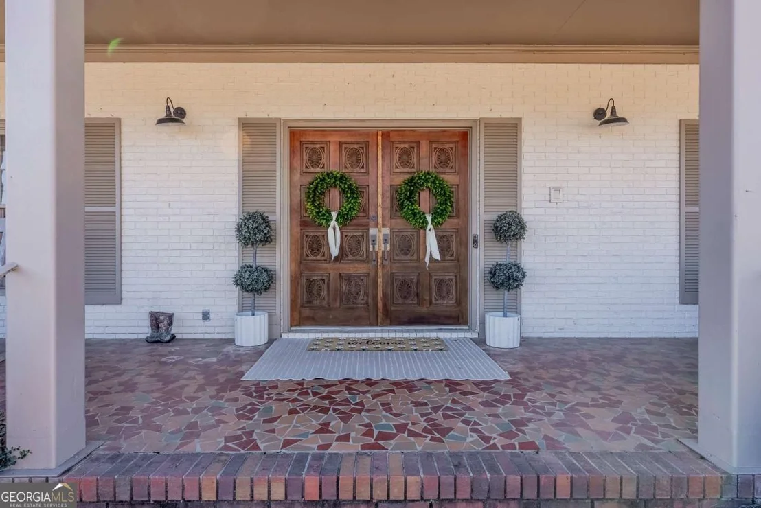 Photo of 403 Rose Lane